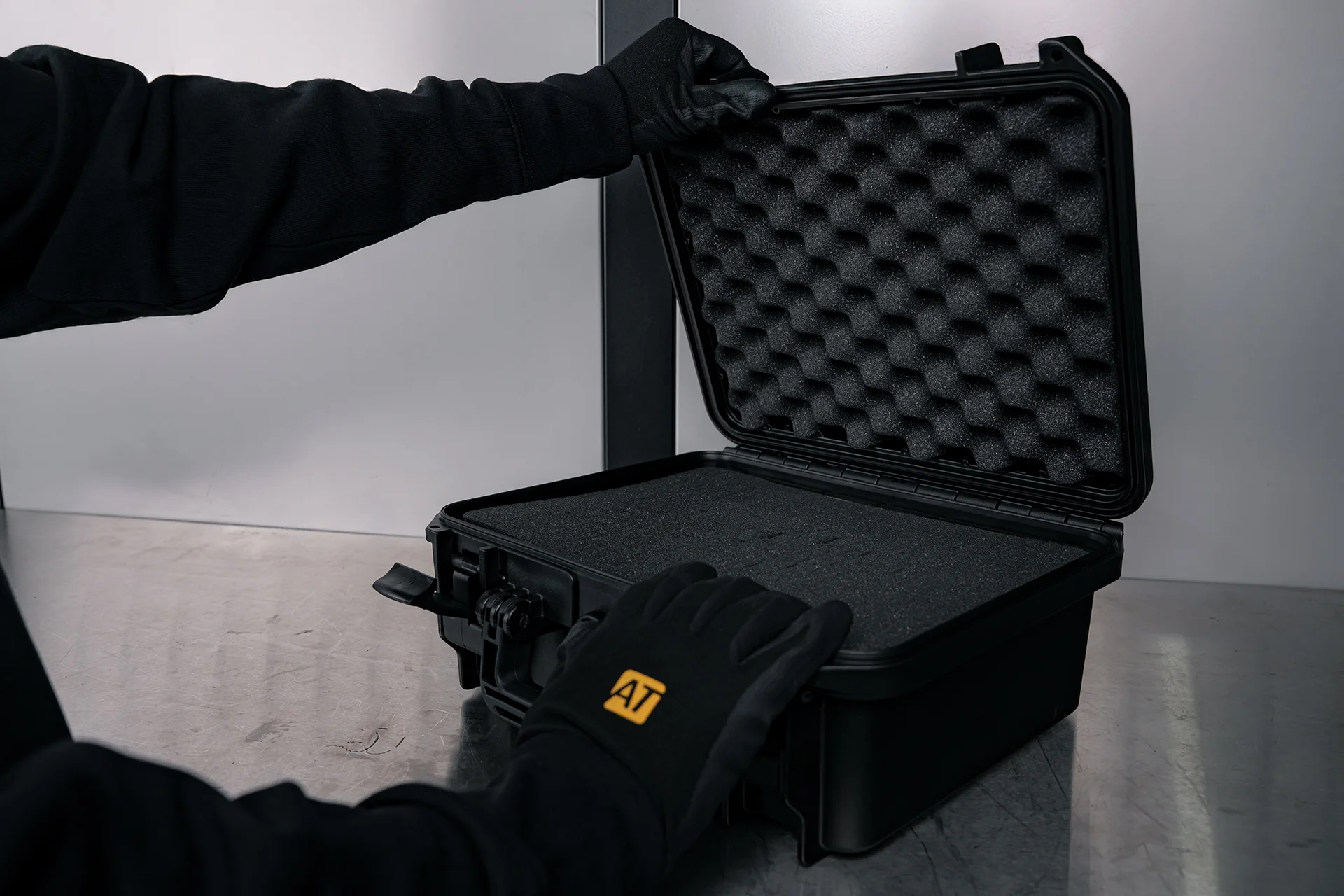 Reusable ECU shipping case - Image 7