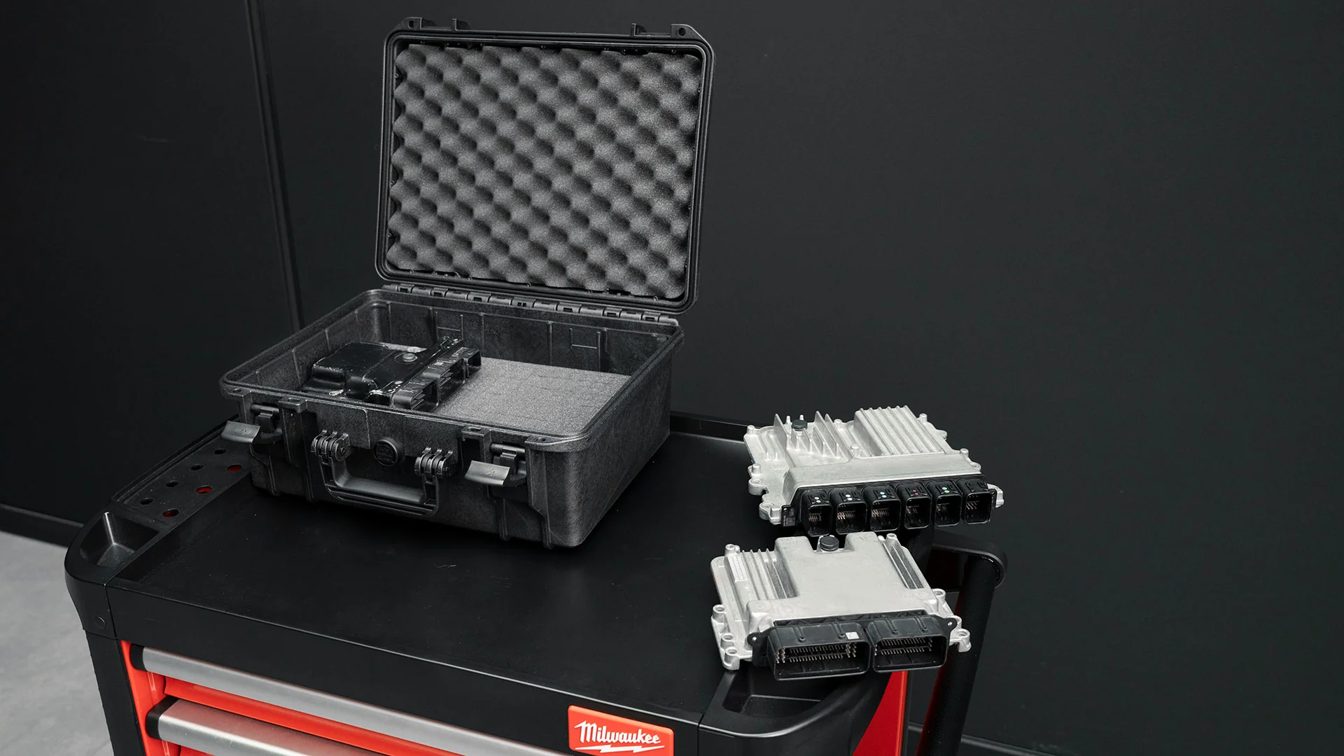 Reusable ECU shipping case - Image 8